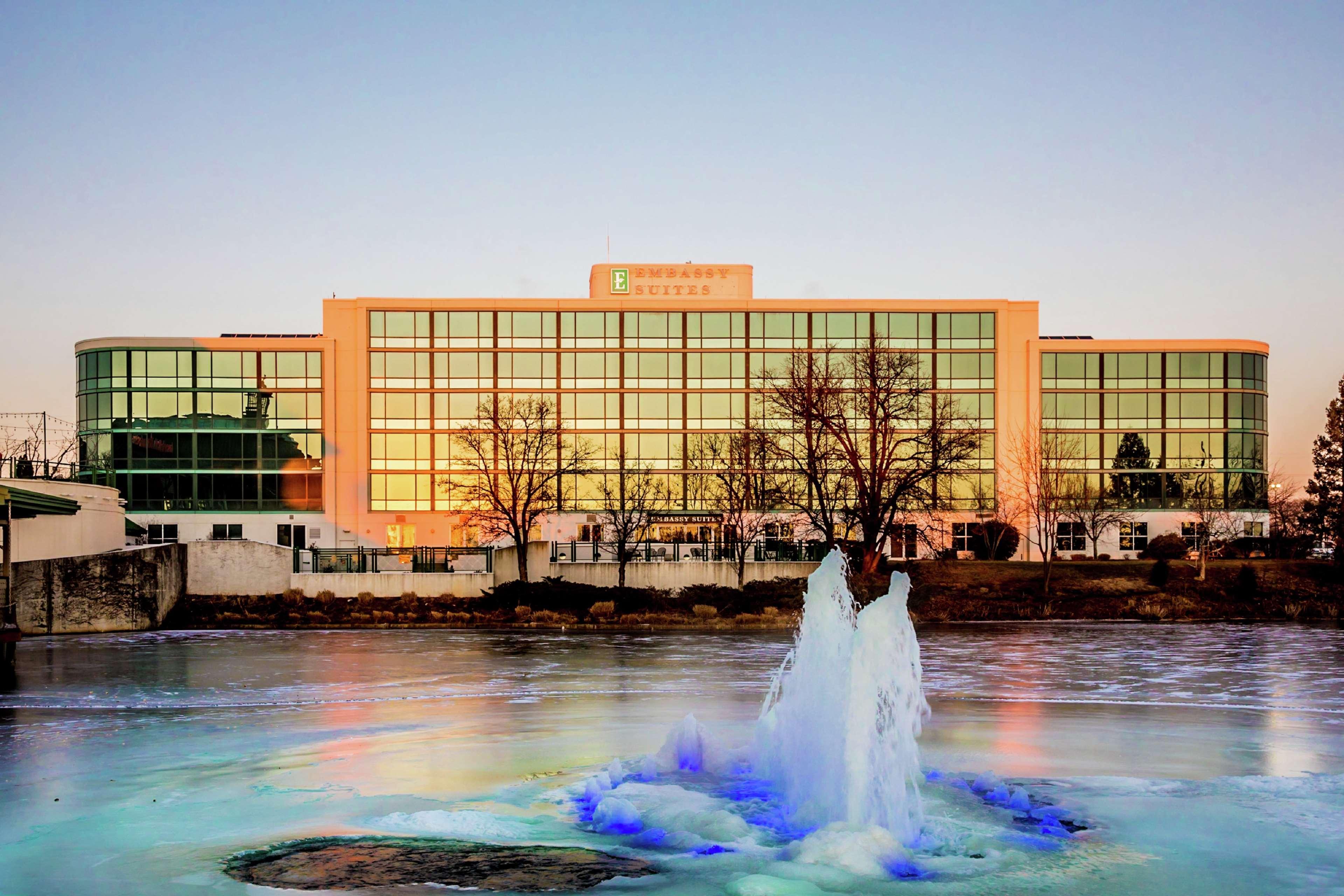 Embassy Suites By Hilton Lexington Green Exterior foto